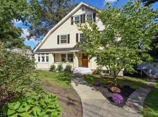 653 Valley Rd, Montclair, NJ 07043