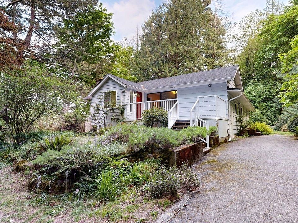1st image of 5924 Old West Saanich Rd