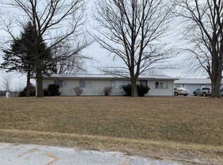 2503 E 1500th St, Loraine, IL 62349