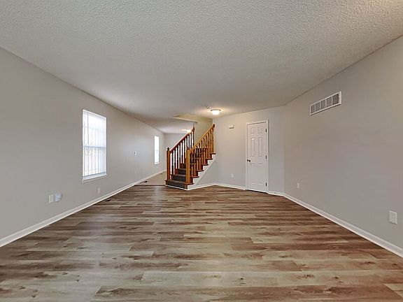 5th image of 4203 Woodland Ave