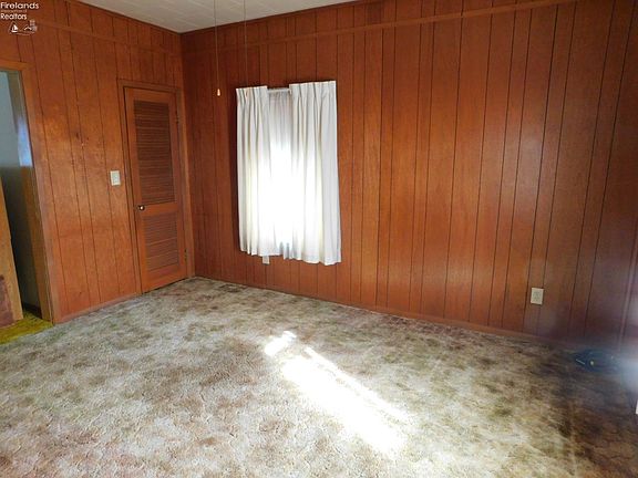5th image of 93 Benedict Ave