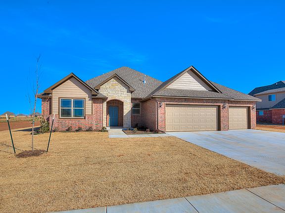 4th image of 10025 Nw 95th Court