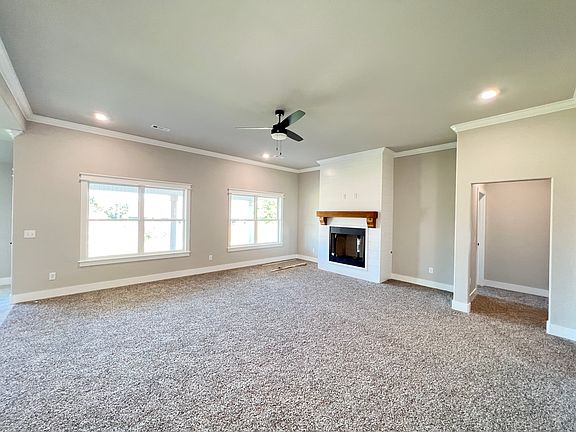 5th image of 2304 N Kathryn Ln