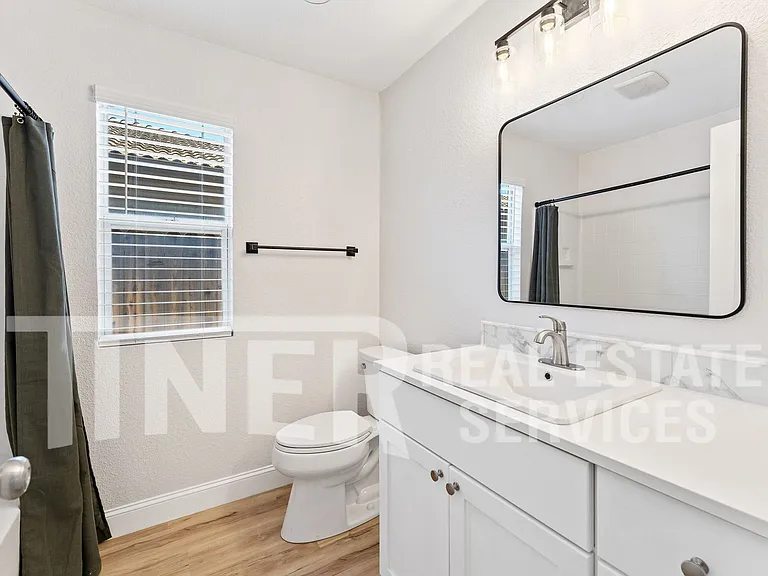 1742 Poppy Dr — Photo 17