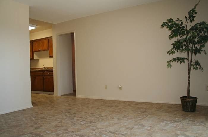2nd image of 110 W 13th Ave APT 2