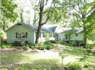 301 Park Rd, Lookout Mountain, TN 37350