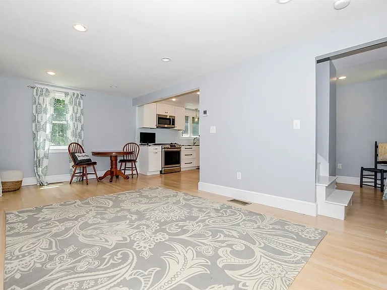 30 Park St — Photo 12