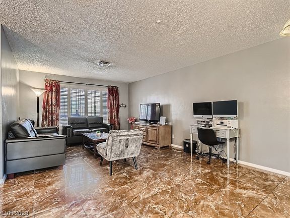 5th image of 1013 E Saint Louis Ave