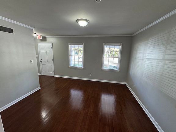 3rd image of 220 S Zetterower Ave