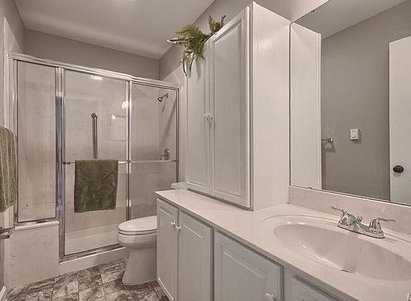 4th image of 9934 Bunker Hill Dr