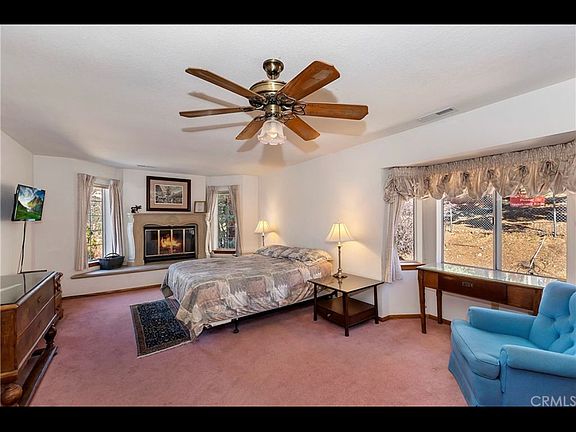 3rd image of 312 Lookout Dr