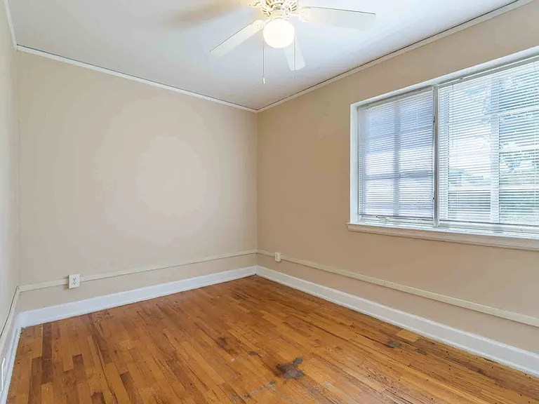 Kinston Oaks Apartments — Photo 7