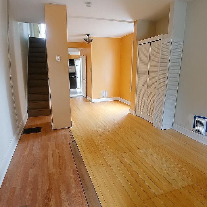 1st image of 881 N 46th St