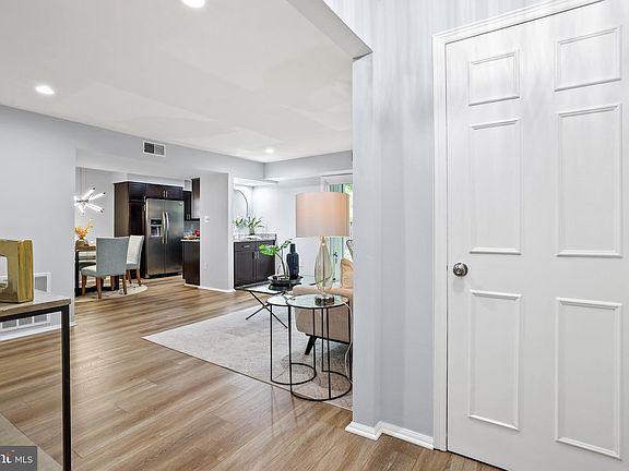 4th image of 7758 New Providence Dr APT 7
