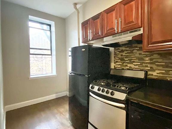 2nd image of 1229 1st Ave APT 11
