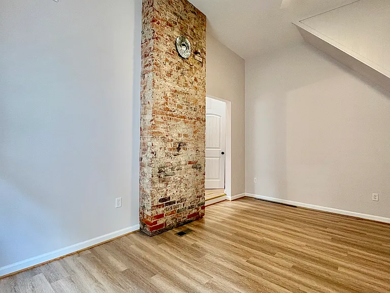 1226 Hull St — Photo 17