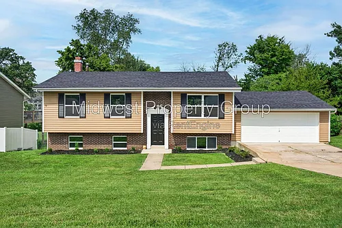 13 S Perry Cir Photo 1