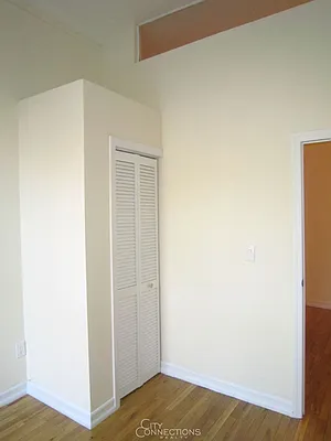 Rented by City Connections Realty | media 24