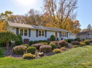 2391 Meadowbrook Ln, Clio, MI 48420