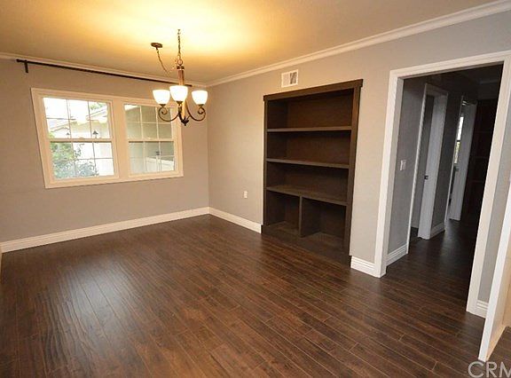 5th image of 11512 Janette Ln