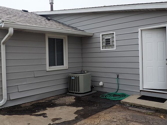 3rd image of 8808 Corcoran Rd