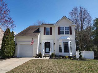 18 Thornhill Dr, Egg Harbor Township, NJ 08234