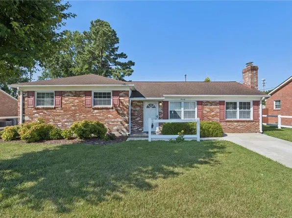 70 Longwood Dr, Hampton, VA 23669