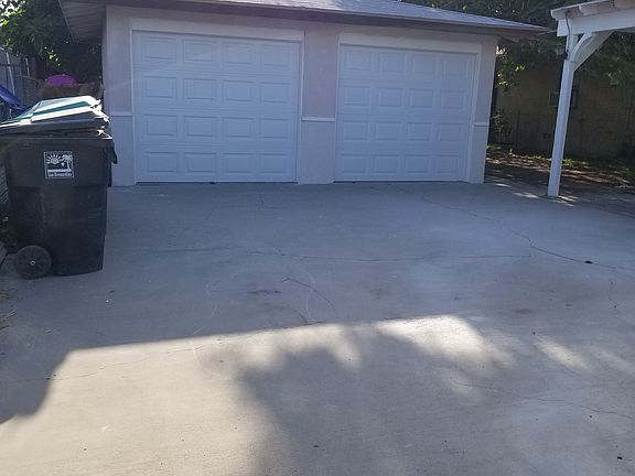 2nd image of 860 Davidson Ave