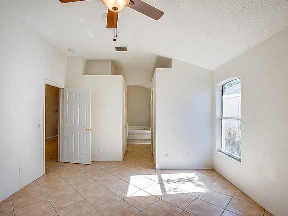 5th image of 10916 Lake Andover Blvd