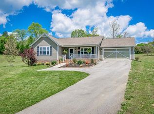 390 Honeysuckle Ln, Sparta, TN 38583