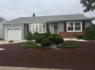 13 Jericho Rd, Toms River, NJ 08757