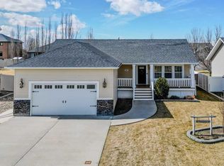 320 S 200th St W, Raymond, AB T0K2S0