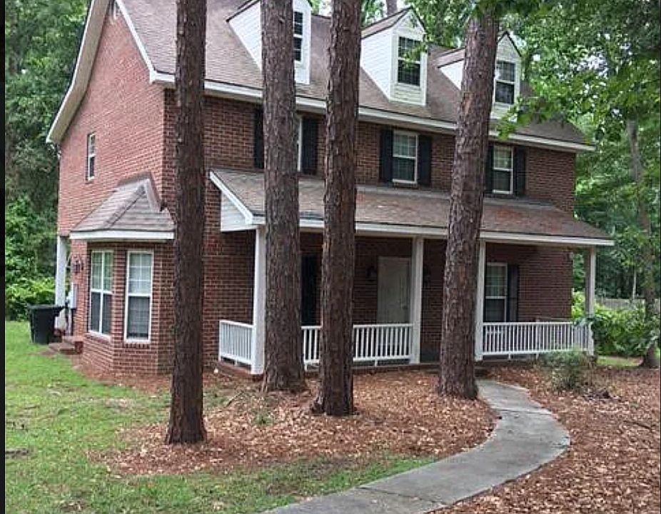 1st image of 121 Oak Hollow Dr #121