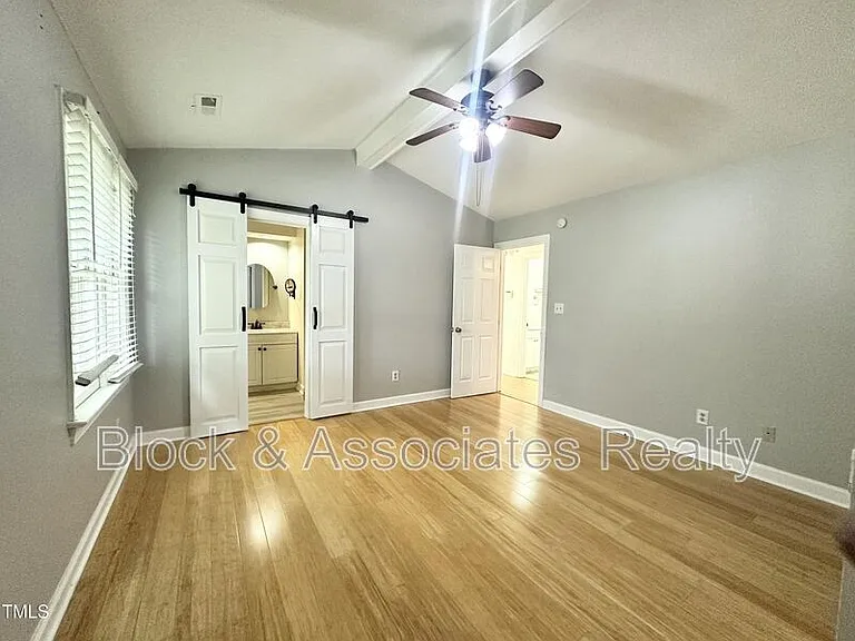 200 W Woodcroft Pkwy #57A — Photo 3