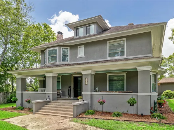 1004 Mitchell St, Gonzales, TX 78629