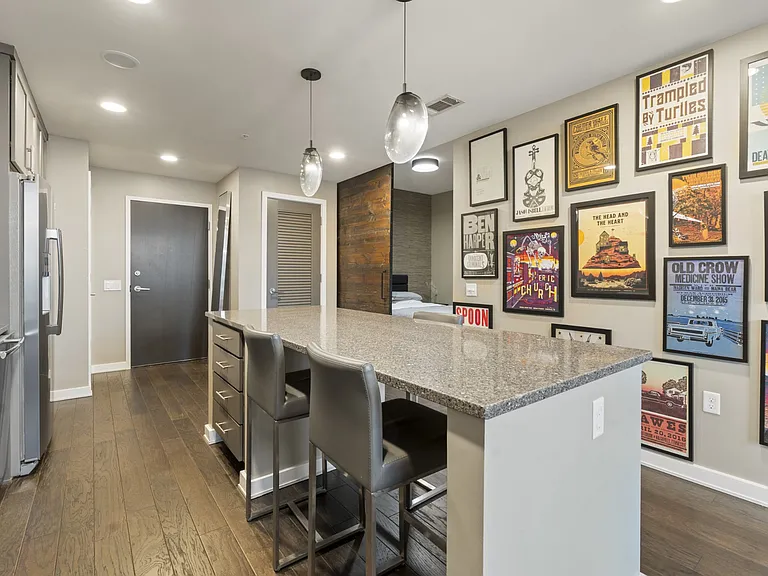 1212 Laurel St #2114 — Photo 4
