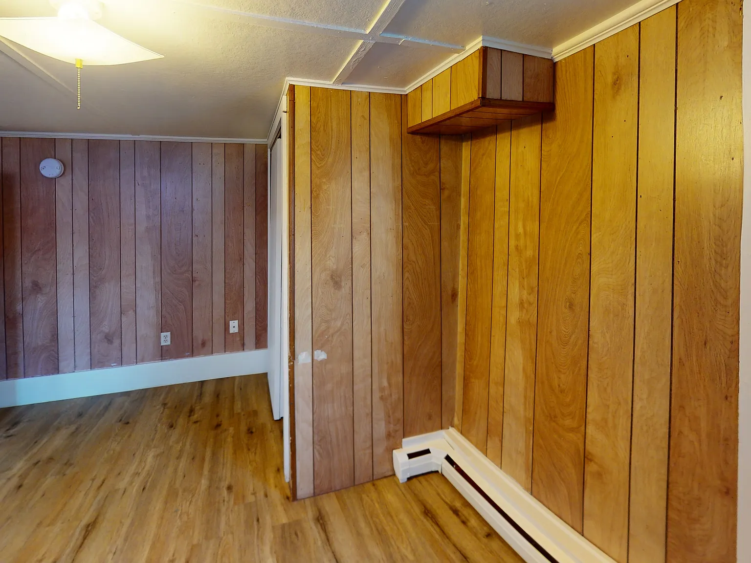 2 bed, 500 sqft, $1,600 — Photo 4