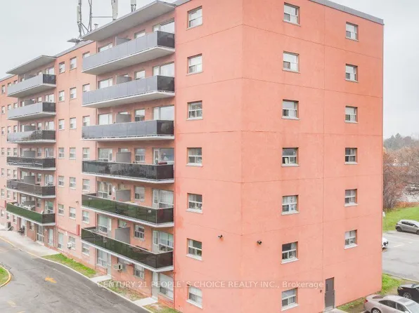 1051 Seneca Ave #309, Mississauga, ON L5G 3X6