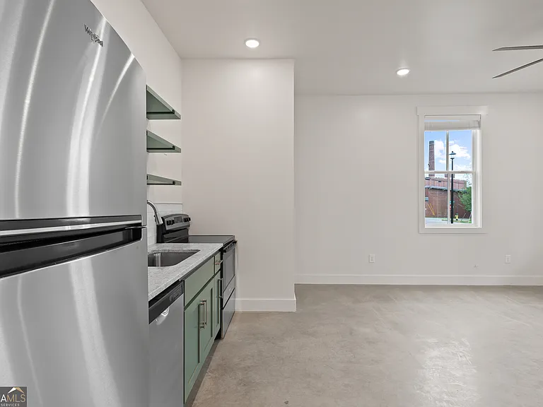 713A Jefferson St — Photo 9