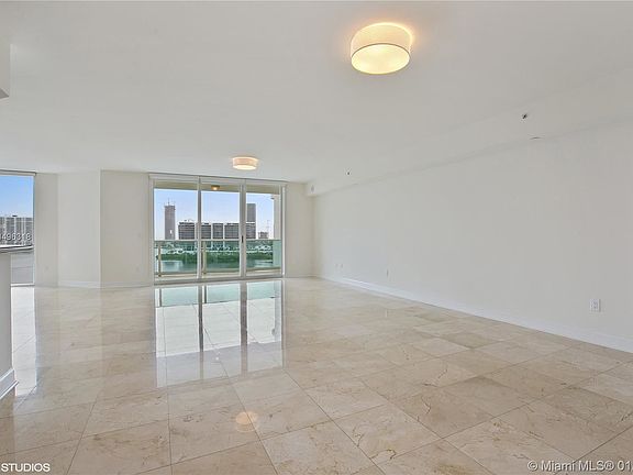 4th image of 3301 NE 183rd St Unit 1103