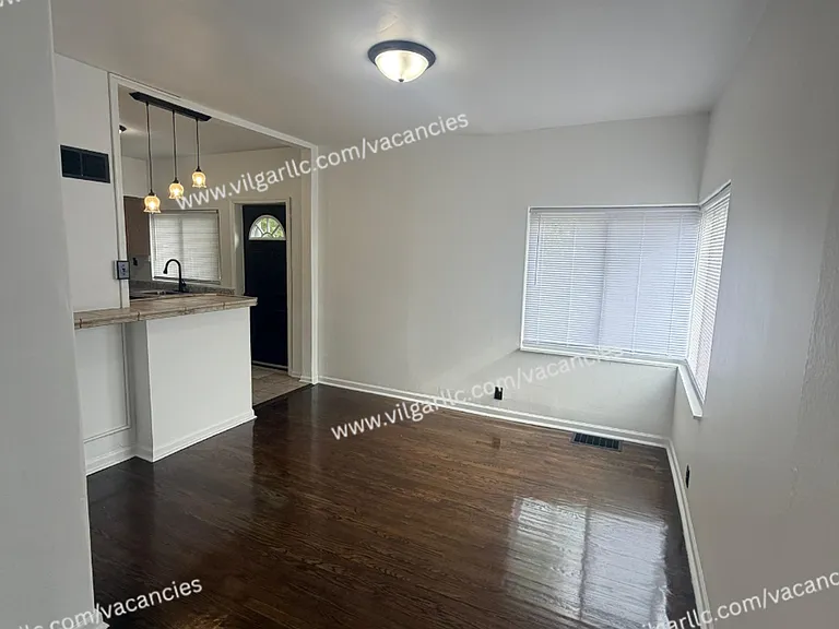 600 W 46th Ave — Photo 9