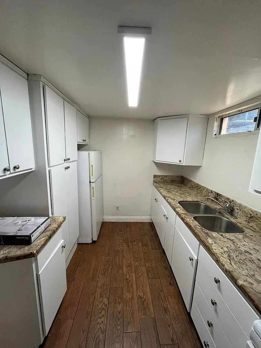 Building Photo - 4225 Estrella Ave #6