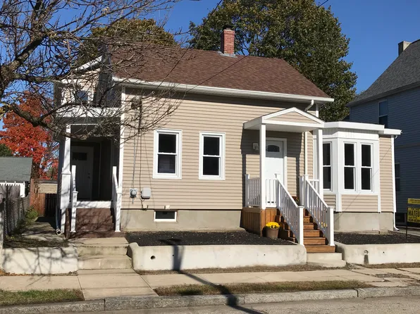 58 Russell Ave, East Providence, RI 02914