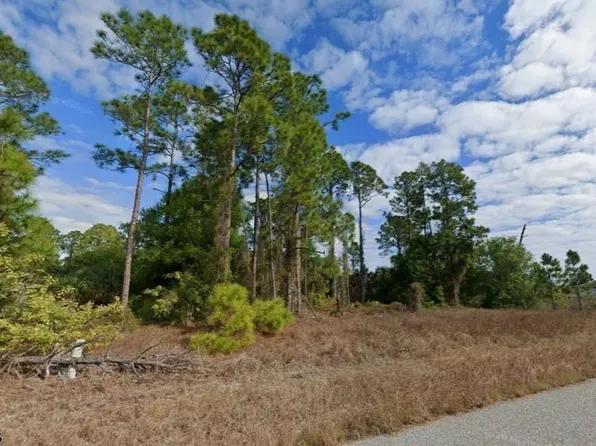 1243 Cordoba St E, Lehigh Acres, FL 33974