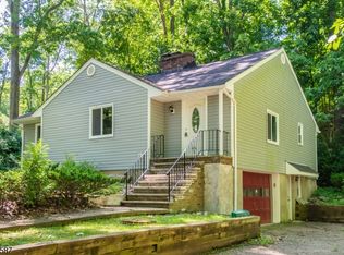 2 Panther Pass, Byram Township, NJ 07821