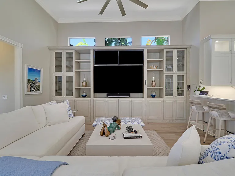 18808 SE Windward Island Ln — Photo 25