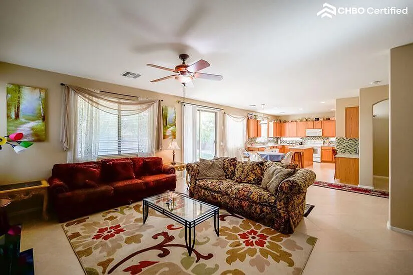 Furnished Rental In Peoria with Office — Photo 4