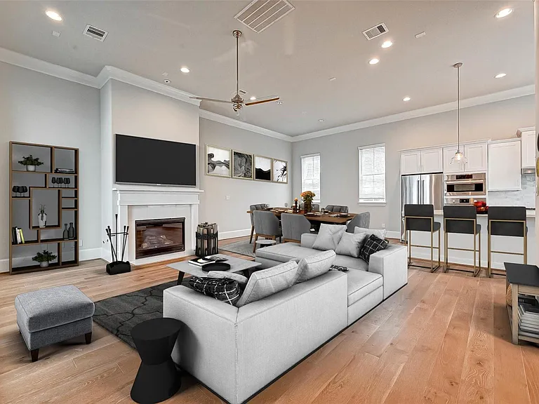 2234 Lou Ellen Ln #A — Photo 2