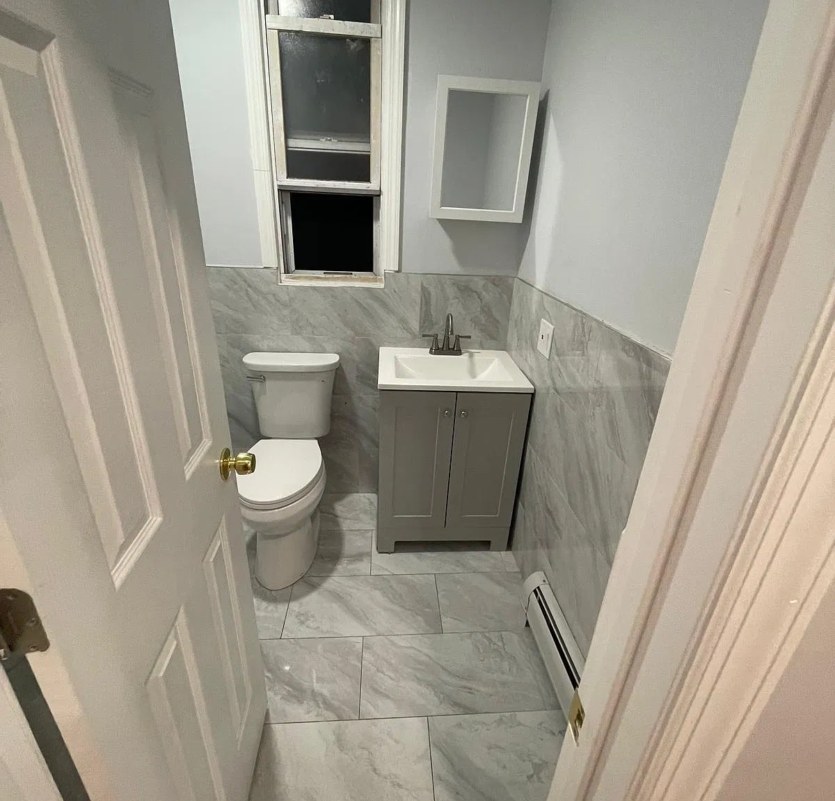 2 bed, 1300 sqft, $2,100 — Photo 2