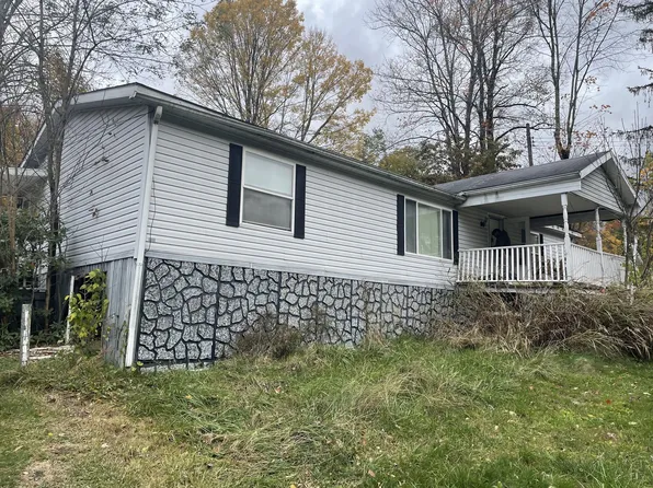 1657 Campground Rd, Tunnelton, WV 26444